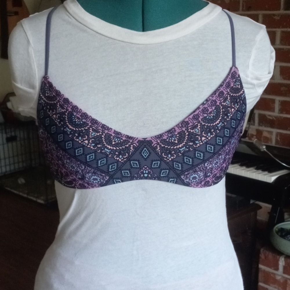 Target patterned bikini top - Picture 2 of 4